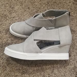 Platform open sneakers, light gray